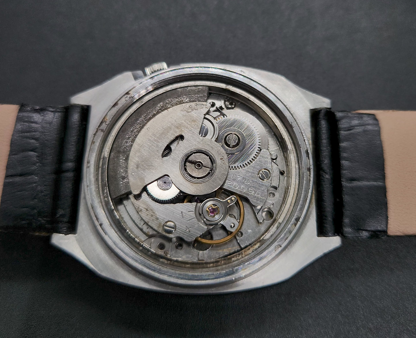 Vintage 1980 Original Seiko 5 Automatic 7009-519A silver face 17 Jewels Day-Date Japanese Men's Wrist Watch OG42