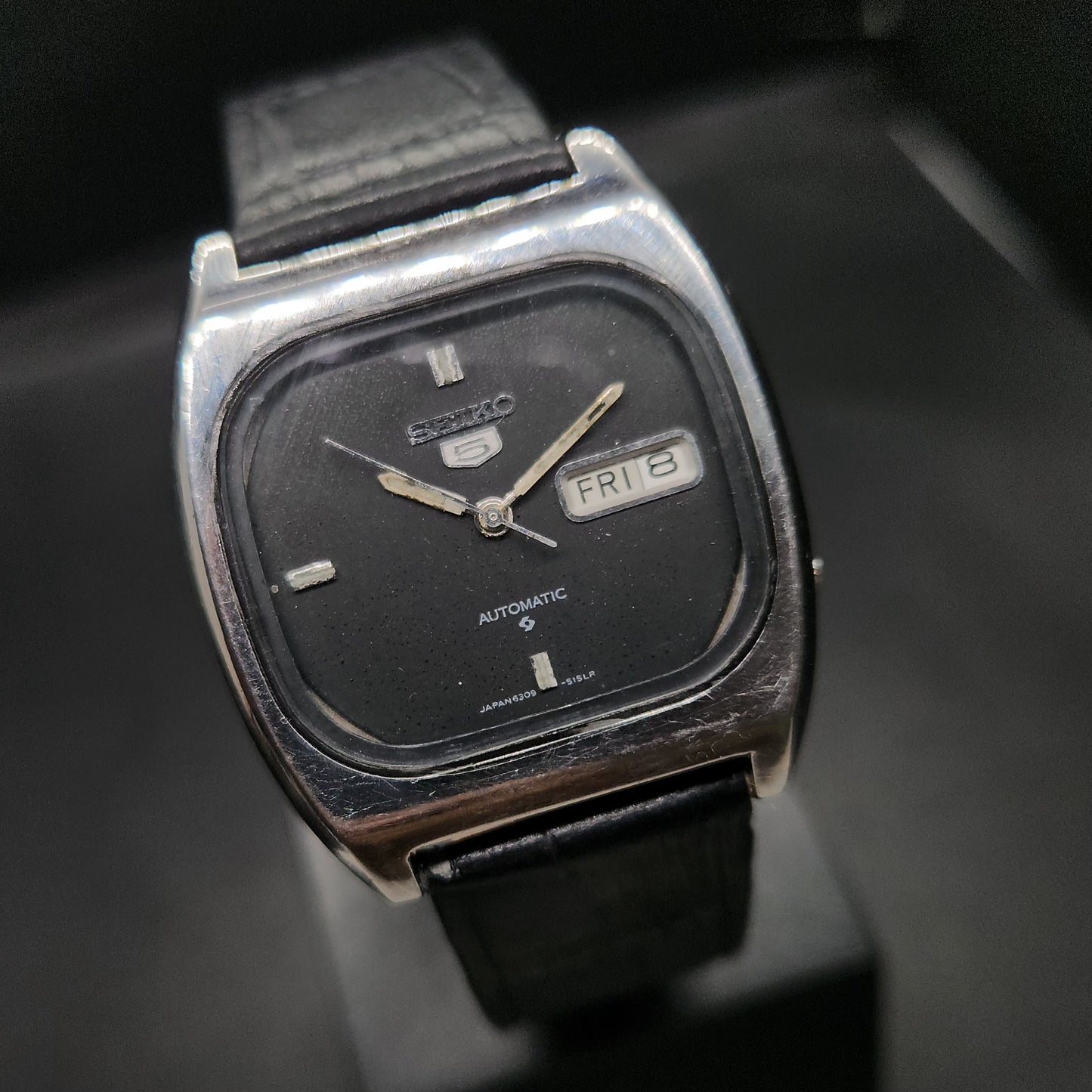 Vintage 1980 Original Seiko 5 Automatic 6319-520A black face 21 Jewels Day-Date Japanese Men's Wrist Watch OG44