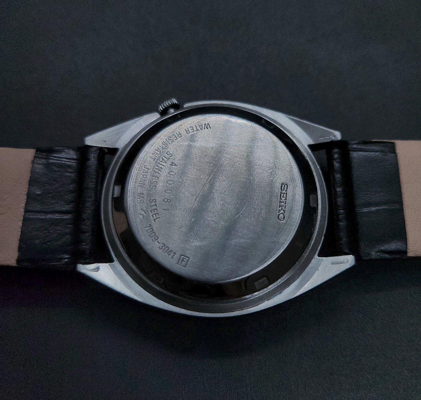 Vintage 1980 Original Seiko 5 Automatic 7009-3041 black face 17 Jewels Day-Date Japanese Men's Wrist Watch OG45