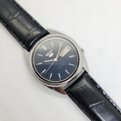 Vintage 1980 Original Seiko 5 Automatic 7009-8741 blue face 17 Jewels Day-Date Japanese Men's Wrist Watch OG48