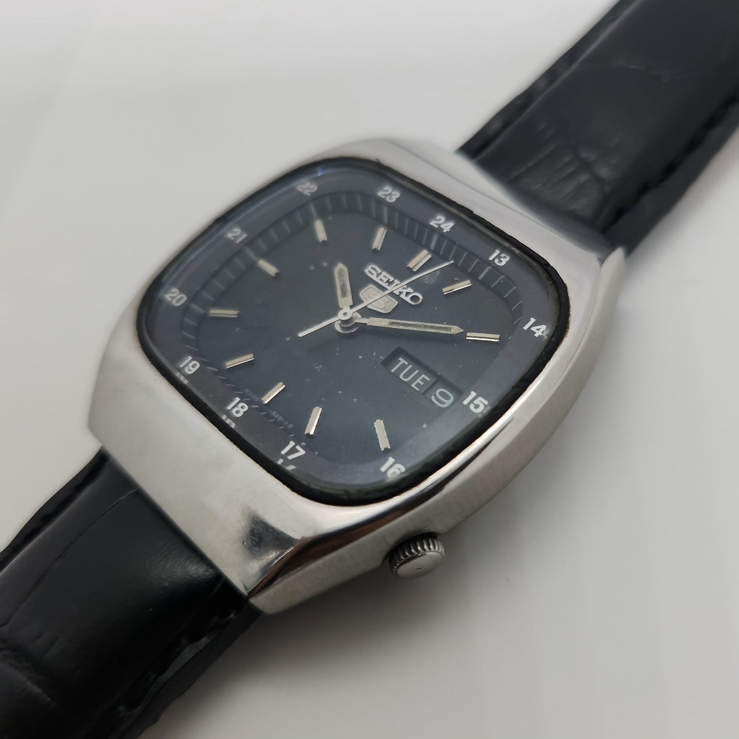Vintage 1980 Original Seiko 5 Automatic 6309-5100 black face 17 Jewels Day-Date Japanese Men's Wrist Watch OG49