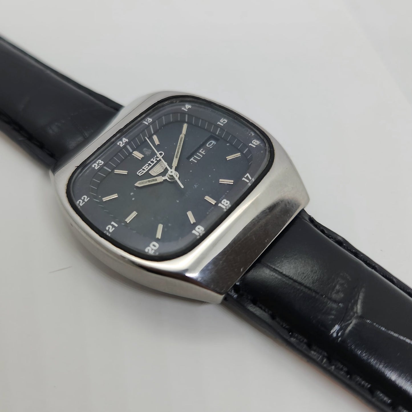 Vintage 1980 Original Seiko 5 Automatic 6309-5100 black face 17 Jewels Day-Date Japanese Men's Wrist Watch OG49