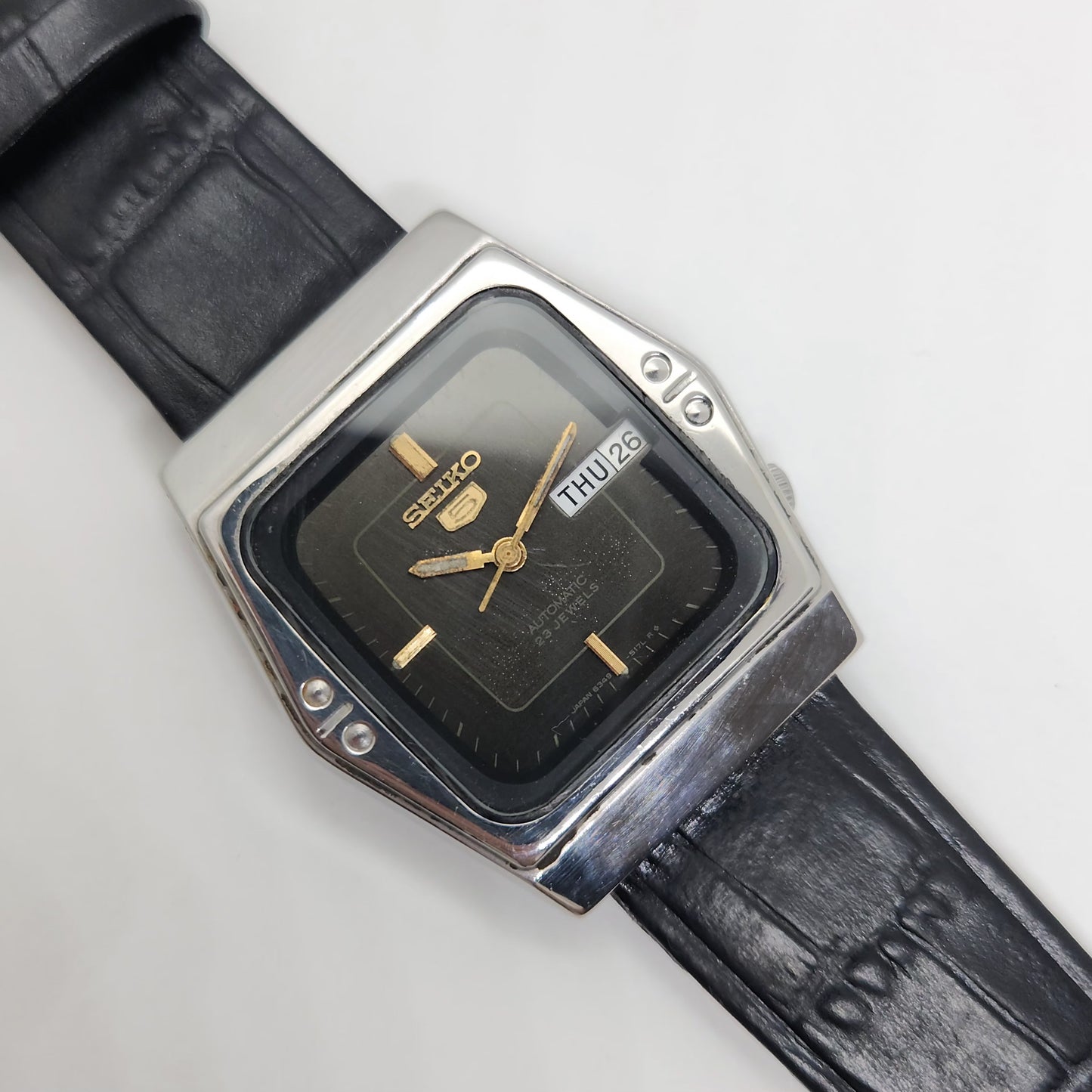 Vintage 1980 Original Seiko 5 Automatic 6349-607B black face 23 Jewels Day-Date Japanese Men's Wrist Watch OG51