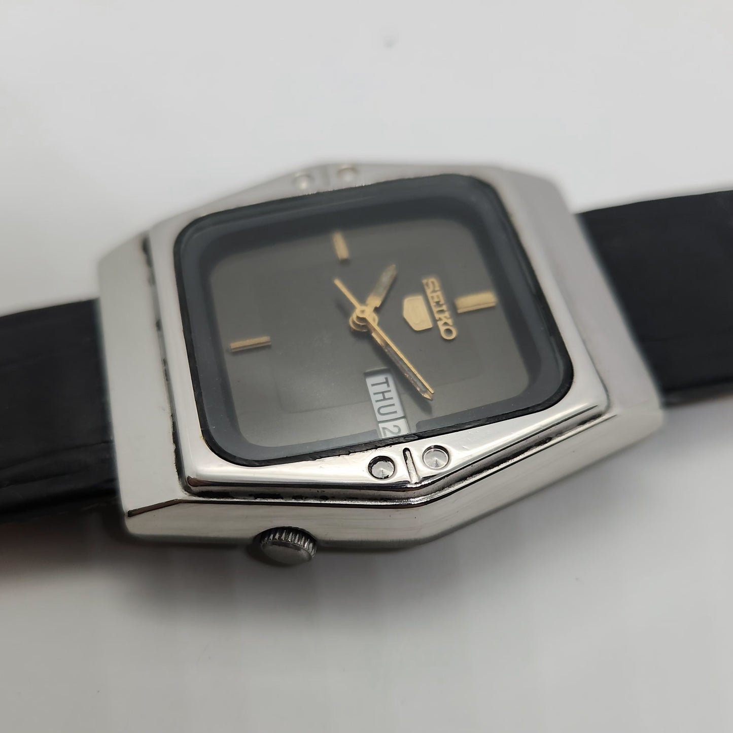 Vintage 1980 Original Seiko 5 Automatic 6349-607B black face 23 Jewels Day-Date Japanese Men's Wrist Watch OG51