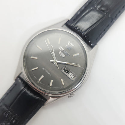 Vintage 1980 Original Seiko 5 Automatic 7009-3060 grey face 17 Jewels Day-Date Japanese Men's Wrist Watch OG52