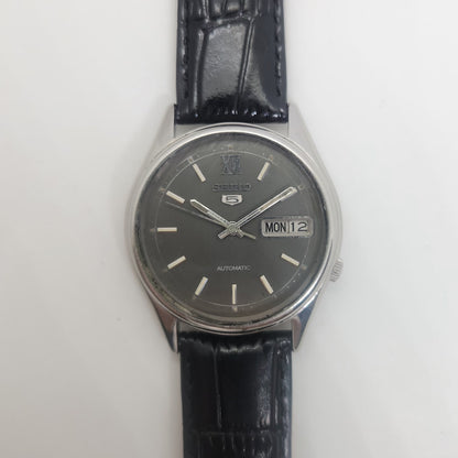 Vintage 1980 Original Seiko 5 Automatic 7009-3060 grey face 17 Jewels Day-Date Japanese Men's Wrist Watch OG52