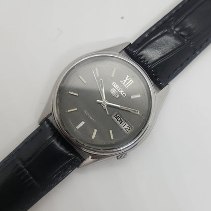 Vintage 1980 Original Seiko 5 Automatic 7009-3060 grey face 17 Jewels Day-Date Japanese Men's Wrist Watch OG52