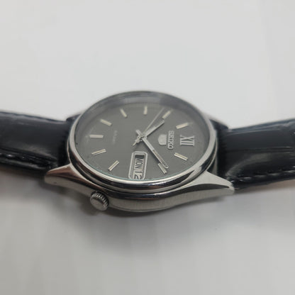 Vintage 1980 Original Seiko 5 Automatic 7009-3060 grey face 17 Jewels Day-Date Japanese Men's Wrist Watch OG52