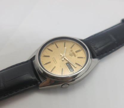 Vintage 1980 Original Seiko 5 Automatic 7009-3121 Gold  face 17 Jewels Day-Date Japanese Men's Wrist Watch OG53