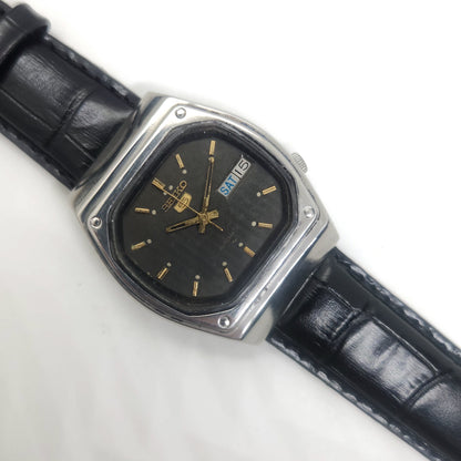 Vintage 1980 Original Seiko 5 Automatic 7009-535A black face 17 Jewels Day-Date Japanese Men's Wrist Watch OG54