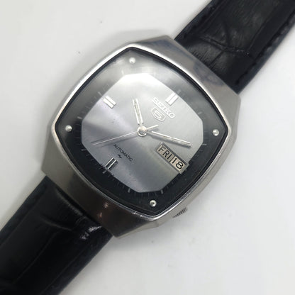 Vintage 1980 Original Seiko 5 Automatic 7009-511A Grey face 17 Jewels Day-Date Japanese Men's Wrist Watch OG56