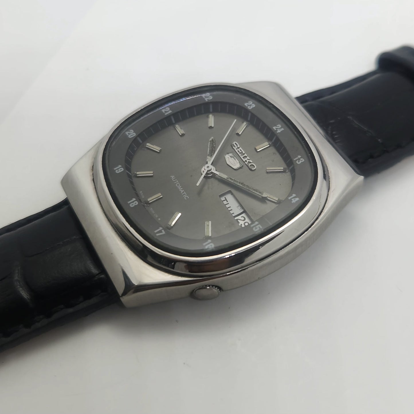 Vintage 1980 Original Seiko 5 Automatic 6309-5100 black face 17 Jewels Day-Date Japanese Men's Wrist Watch OG57