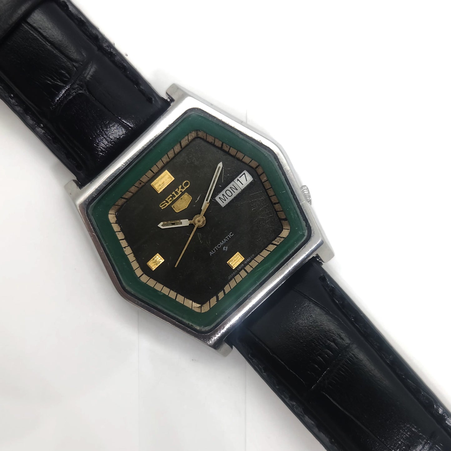 Vintage 1980 Original Seiko 5 Automatic 6309-5220 black face 17 Jewels Day-Date Japanese Men's Wrist Watch OG58