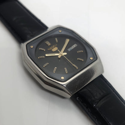 Vintage 1980 Original Seiko 5 Automatic 7009-5330 black face 17 Jewels Day-Date Japanese Men's Wrist Watch OG60