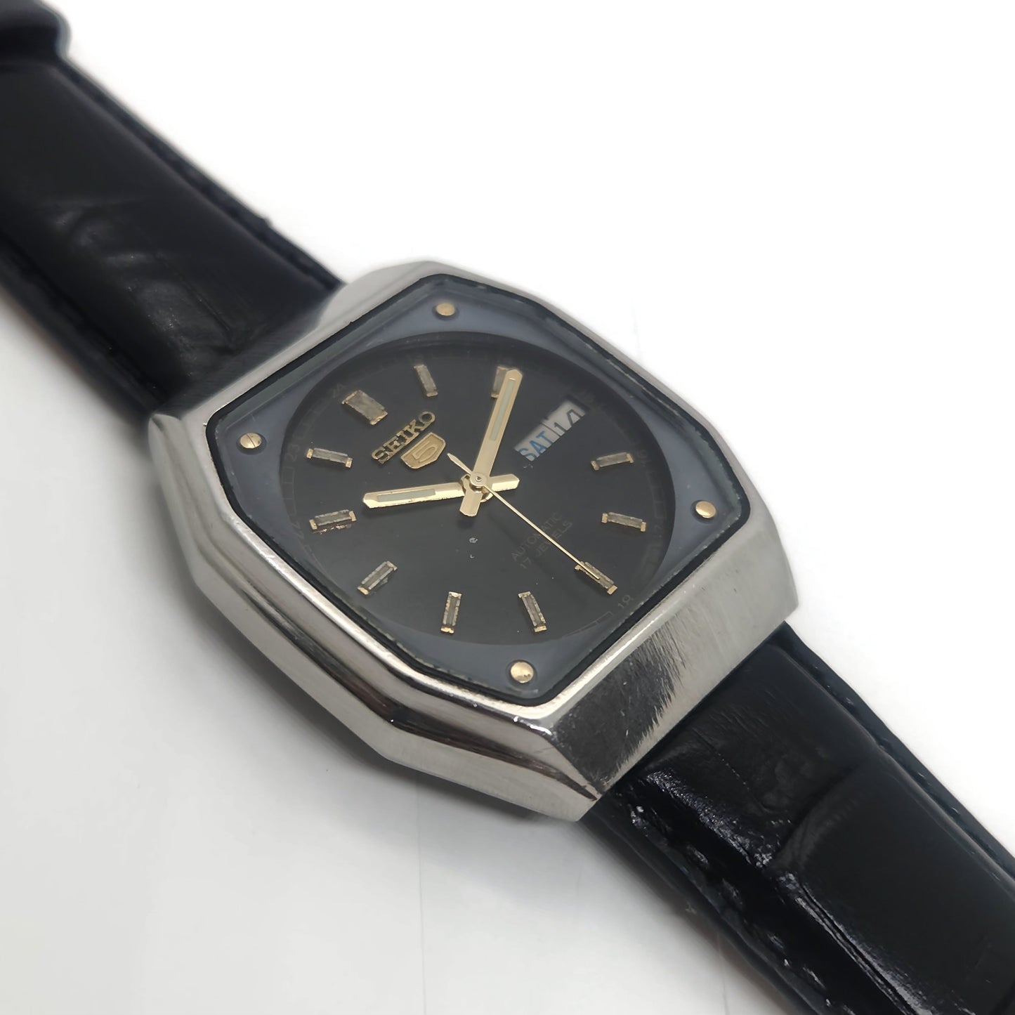 Vintage 1980 Original Seiko 5 Automatic 7009-5330 black face 17 Jewels Day-Date Japanese Men's Wrist Watch OG60