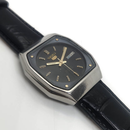Vintage 1980 Original Seiko 5 Automatic 7009-5330 black face 17 Jewels Day-Date Japanese Men's Wrist Watch OG60