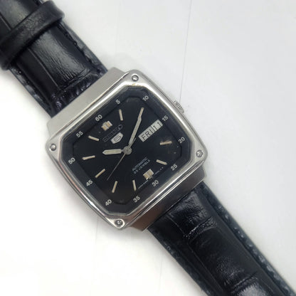 Vintage 1980 Original Seiko 5 Automatic 6349-8010 black face 23 Jewels Day-Date Japanese Men's Wrist Watch OG61
