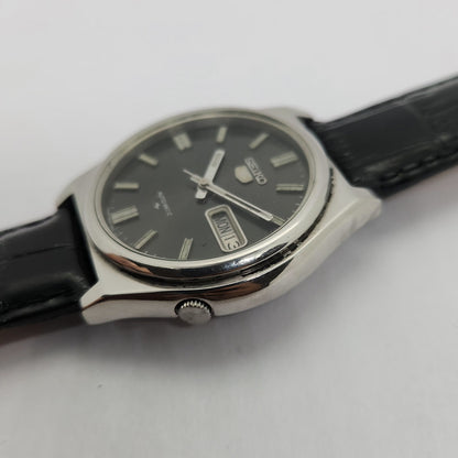 Vintage 1980 Original Seiko 5 Automatic 7009-3170 black face 17 Jewels Day-Date Japanese Men's Wrist Watch OG62