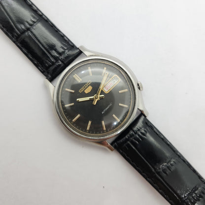 Vintage 1980 Original Seiko 5 Automatic 6319-8130 black face 21 Jewels Day-Date Japanese Men's Wrist Watch OG65