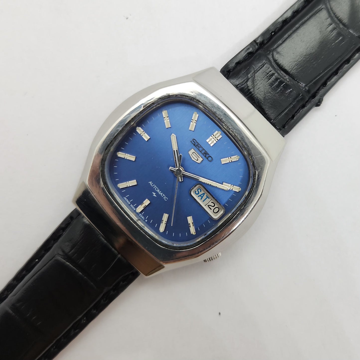 Vintage 1980 Original Seiko 5 Automatic 7009-5200 Blue face 17 Jewels Day-Date Japanese Men's Wrist Watch OG66