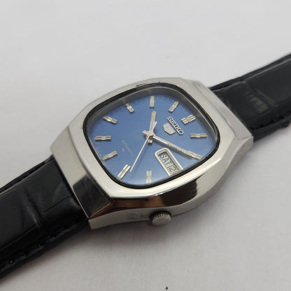 Vintage 1980 Original Seiko 5 Automatic 7009-5200 Blue face 17 Jewels Day-Date Japanese Men's Wrist Watch OG66