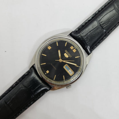 Vintage 1980 Original Seiko 5 Automatic 7009-8210 black face 17 Jewels Day-Date Japanese Men's Wrist Watch OG67