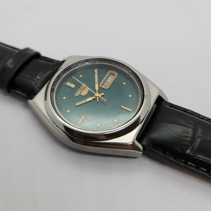 Vintage 1980 Original Seiko 5 Automatic 7009-876A green face 17 Jewels Day-Date Japanese Men's Wrist Watch OG68