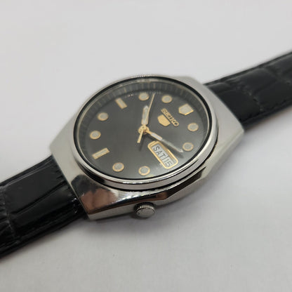 Vintage 1980 Original Seiko 5 Automatic 6309-8500 black face 17 Jewels Day-Date Japanese Men's Wrist Watch OG70