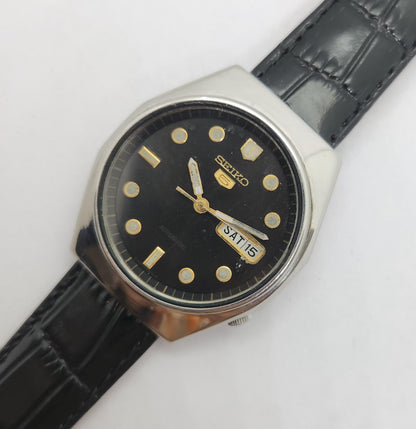 Vintage 1980 Original Seiko 5 Automatic 6309-8500 black face 17 Jewels Day-Date Japanese Men's Wrist Watch OG70