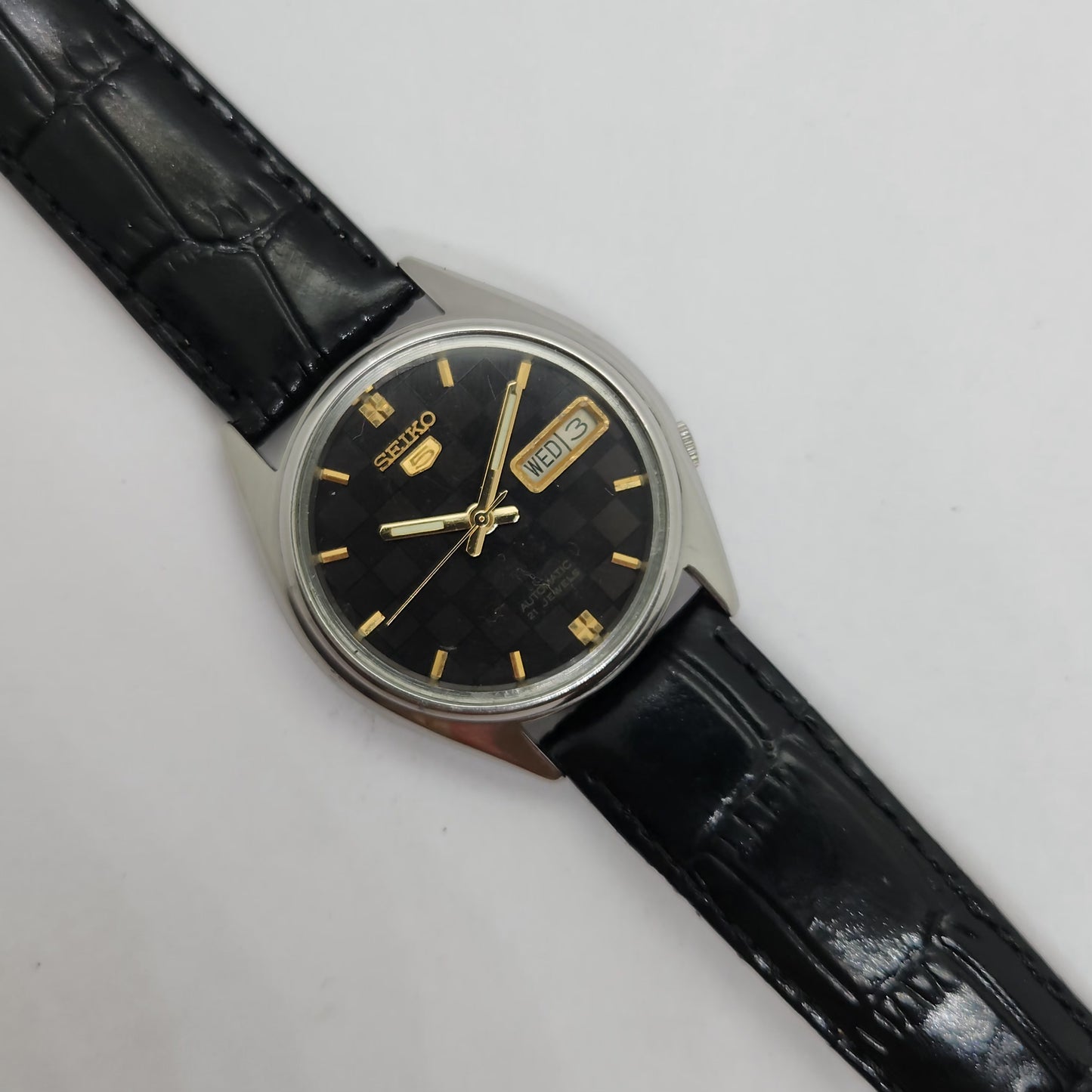 Vintage 1980 Original Seiko 5 Automatic 7019-6061 black face 21 Jewels Day-Date Japanese Men's Wrist Watch OG73