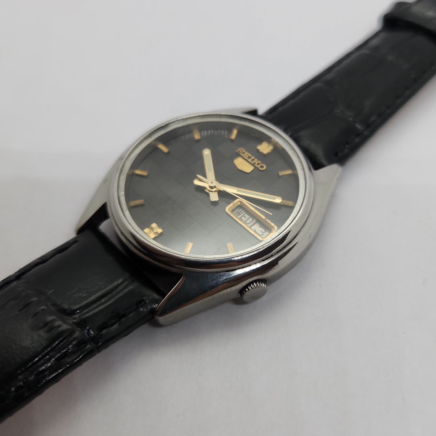Vintage 1980 Original Seiko 5 Automatic 7019-6061 black face 21 Jewels Day-Date Japanese Men's Wrist Watch OG73