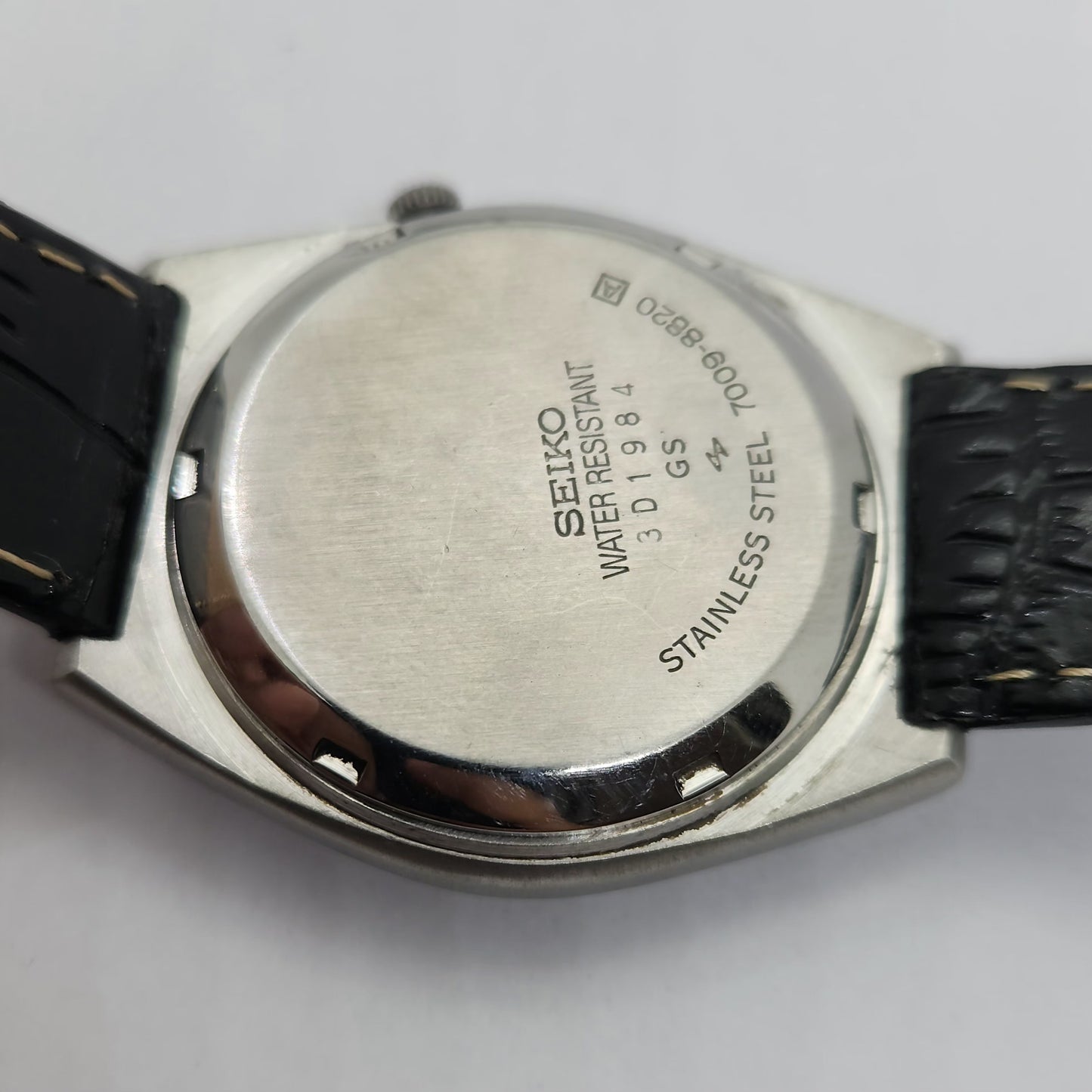 Vintage 1980 Original Seiko 5 Automatic 7009-8820 Grey face 17 Jewels Day-Date Japanese Men's Wrist Watch OG76