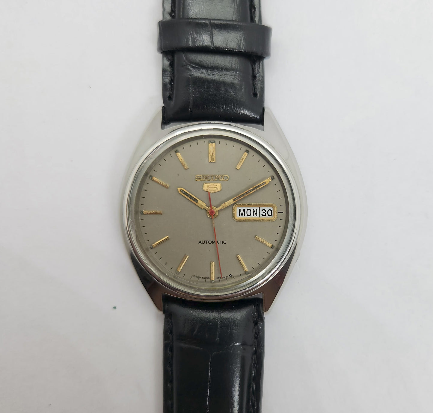 Vintage 1980 Original Seiko 5 Automatic 6309-8840 Grey face 17 Jewels Day-Date Japanese Men's Wrist Watch OG78