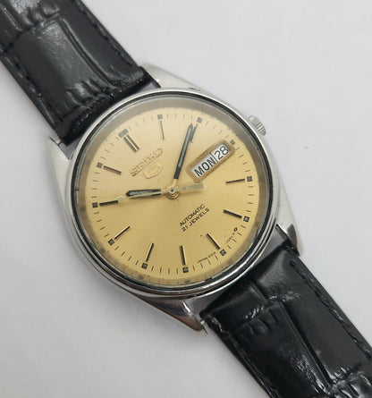 Vintage 1980 Original Seiko 5 Automatic 6319-7100 Gold face 21 Jewels Day-Date Japanese Men's Wrist Watch OG80