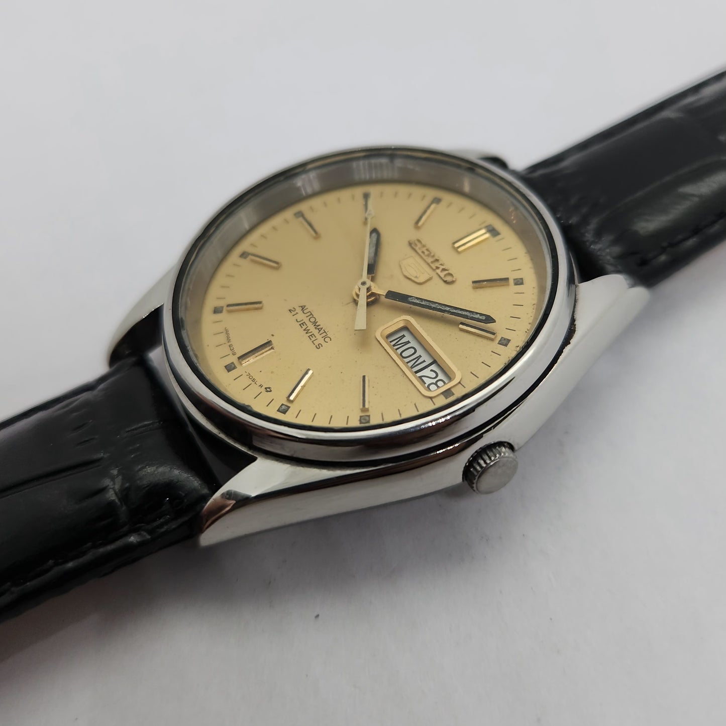 Vintage 1980 Original Seiko 5 Automatic 6319-7100 Gold face 21 Jewels Day-Date Japanese Men's Wrist Watch OG80