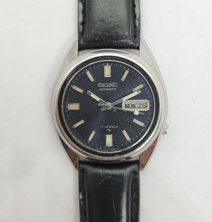 Vintage 1980 Original Seiko 5 Automatic 7009-5841 blue face 17 Jewels Day-Date Japanese Men's Wrist Watch OG81