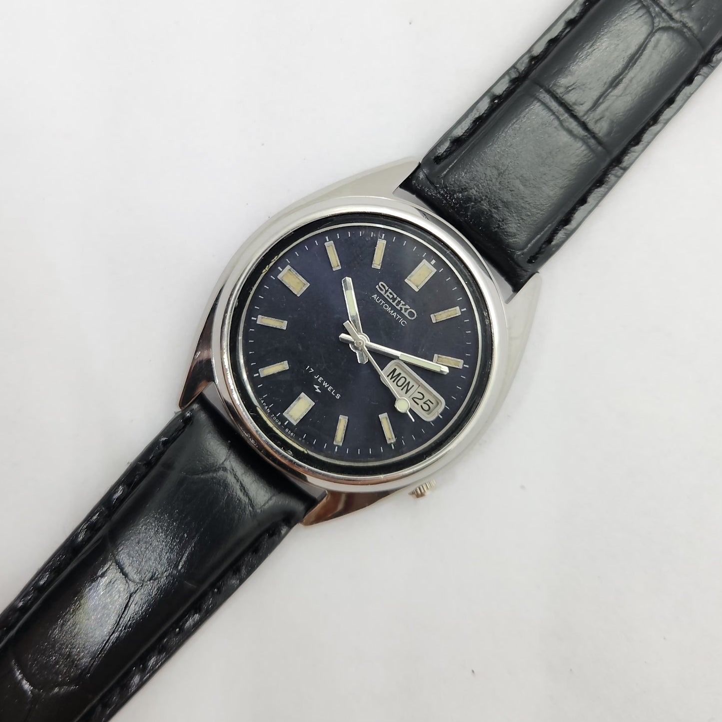 Vintage 1980 Original Seiko 5 Automatic 7009-5841 blue face 17 Jewels Day-Date Japanese Men's Wrist Watch OG81
