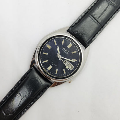 Vintage 1980 Original Seiko 5 Automatic 7009-5841 blue face 17 Jewels Day-Date Japanese Men's Wrist Watch OG81