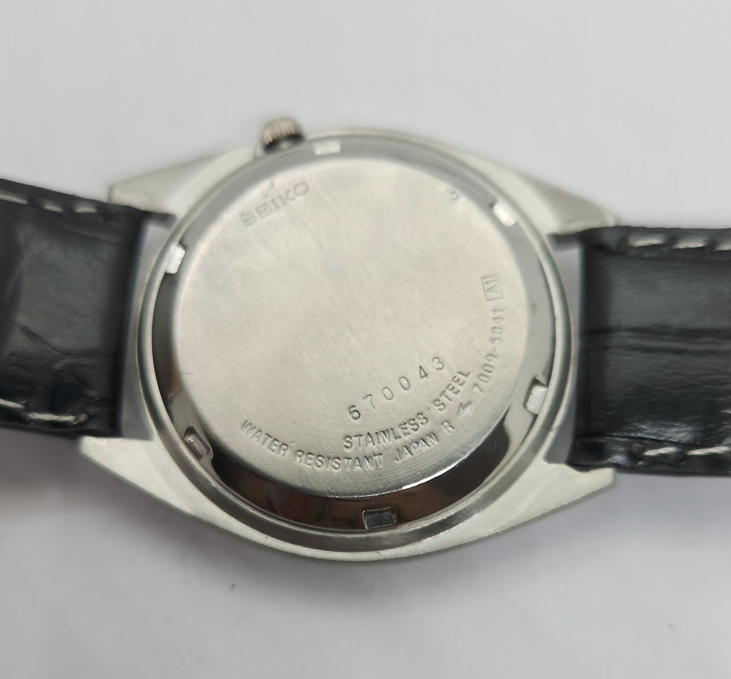 Vintage 1980 Original Seiko 5 Automatic 7009-5841 blue face 17 Jewels Day-Date Japanese Men's Wrist Watch OG81