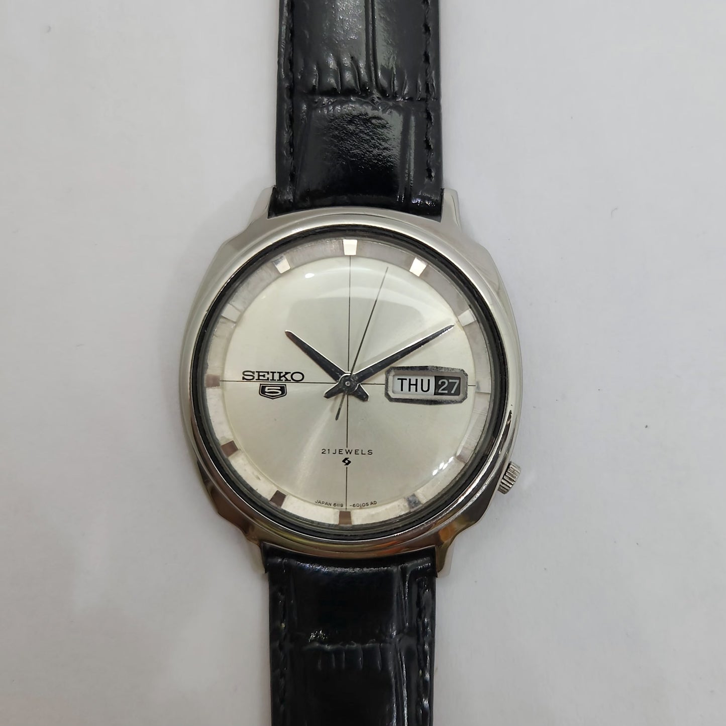 Vintage 1980 Original Seiko 5 Automatic 6119-6010 Silver face 21 Jewels Day-Date Japanese Men's Wrist Watch OG83