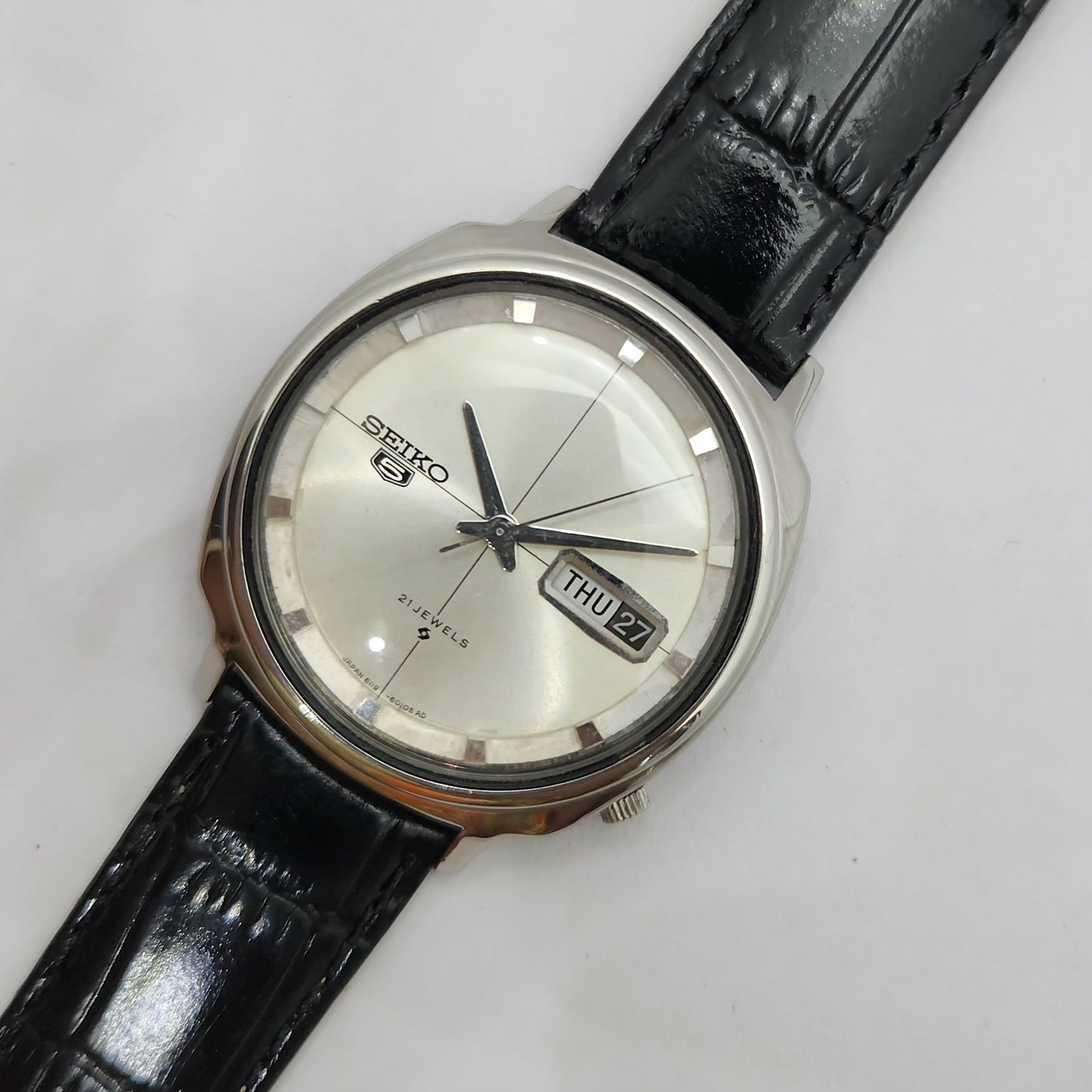 Vintage 1980 Original Seiko 5 Automatic 6119-6010 Silver face 21 Jewels Day-Date Japanese Men's Wrist Watch OG83