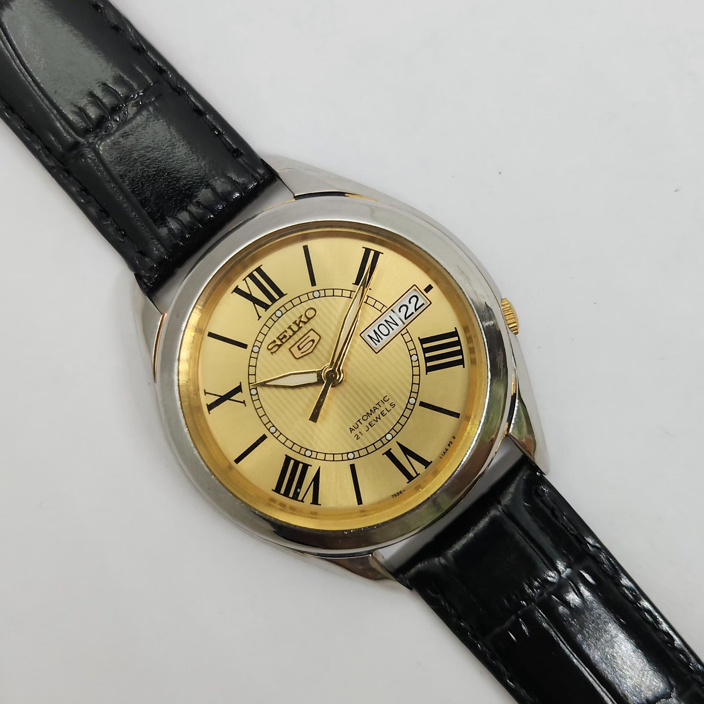 Vintage 1980 Original Seiko 5 Automatic 7s26 Golden face 21 Jewels Day-Date Japanese Men's Wrist Watch OG86