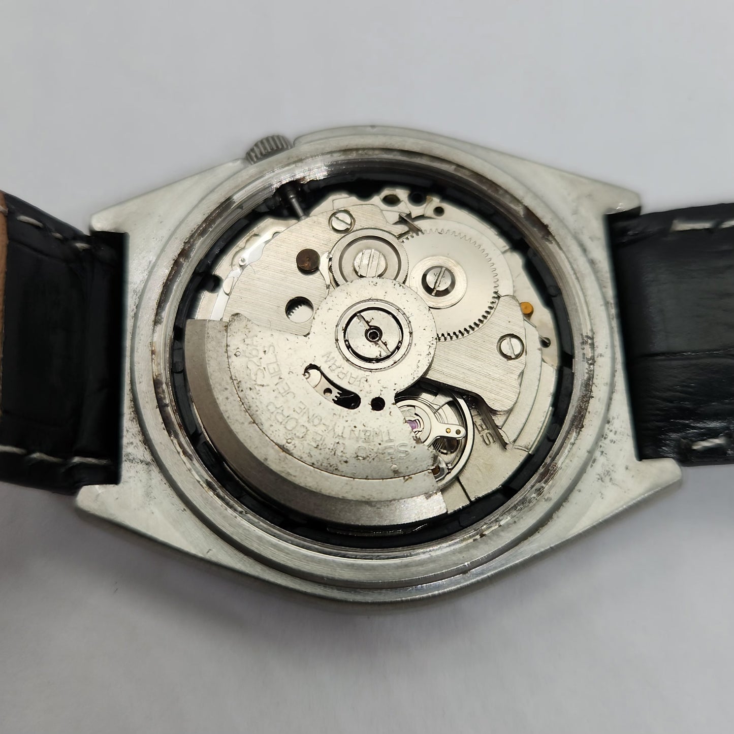 Vintage 1980 Original Seiko 5 Automatic 7s26-8760 Gold face 21 Jewels Day-Date Japanese Men's Wrist Watch OG90