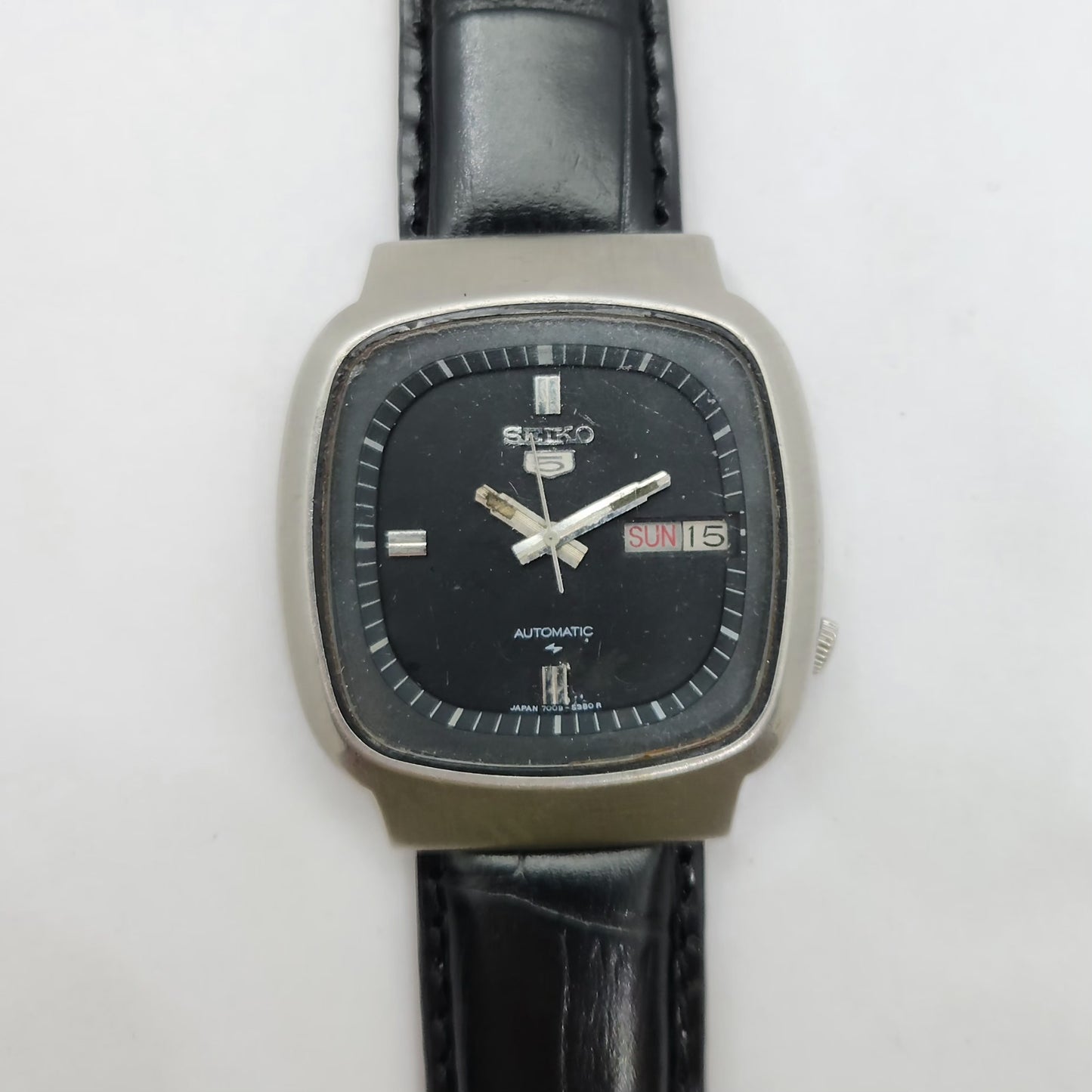 Vintage 1980 Original Seiko 5 Automatic 7009-520A Black face 17 Jewels Day-Date Japanese Men's Wrist Watch OG91