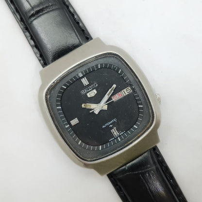 Vintage 1980 Original Seiko 5 Automatic 7009-520A Black face 17 Jewels Day-Date Japanese Men's Wrist Watch OG91