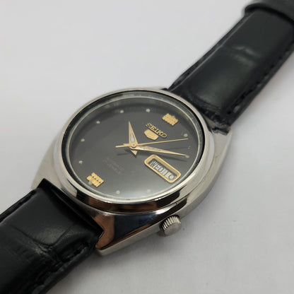Vintage 1980 Original Seiko 5 Automatic 7009-535A Black face 17 Jewels Day-Date Japanese Men's Wrist Watch OG93
