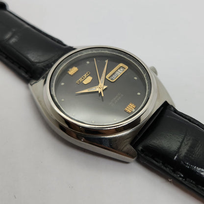 Vintage 1980 Original Seiko 5 Automatic 7009-535A Black face 17 Jewels Day-Date Japanese Men's Wrist Watch OG93