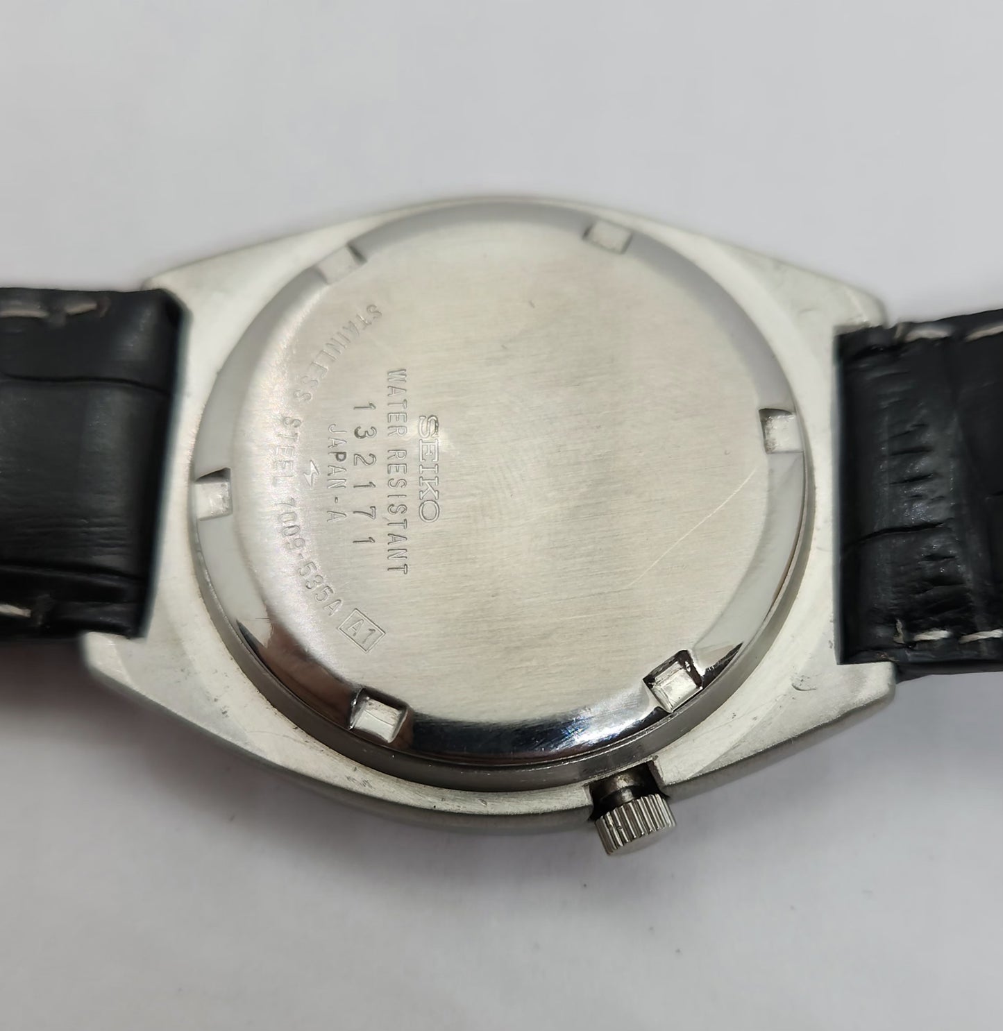 Vintage 1980 Original Seiko 5 Automatic 7009-535A Black face 17 Jewels Day-Date Japanese Men's Wrist Watch OG93