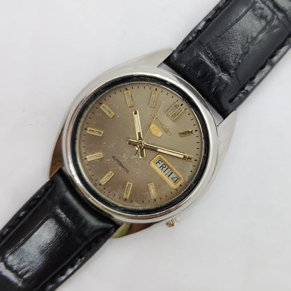Vintage 1980 Original Seiko 5 Automatic 7009-3040 Grey face 17 Jewels Day-Date Japanese Men's Wrist Watch OG95