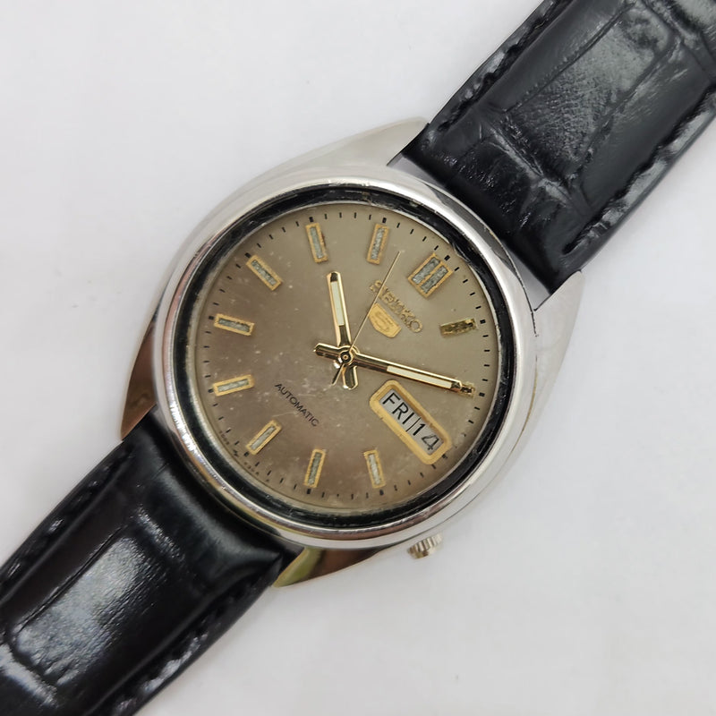 Vintage 1980 Original Seiko 5 Automatic 7009-3040 Grey face 17 Jewels Day-Date Japanese Men's Wrist Watch OG95